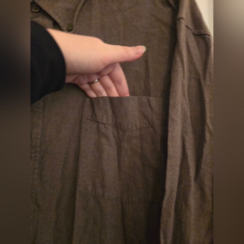 Great Condition Knightsbridge Button Up - image 2